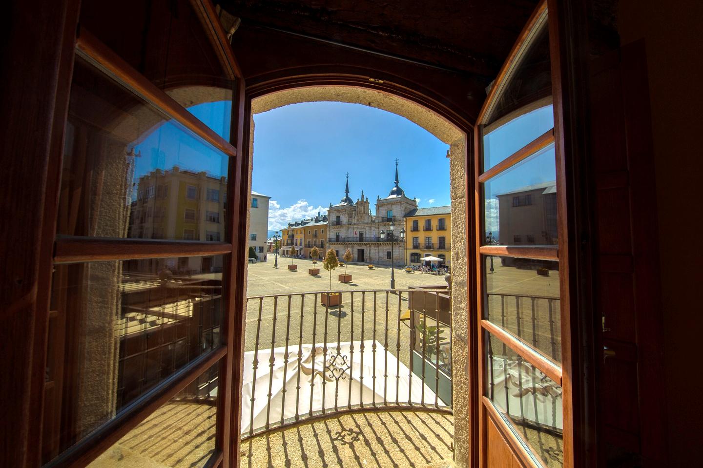 Hotel Aroi Bierzo Plaza Ponferrada Eksteriør bilde