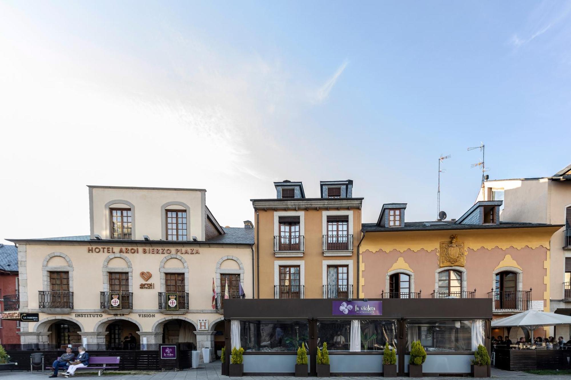 Hotel Aroi Bierzo Plaza Ponferrada Eksteriør bilde